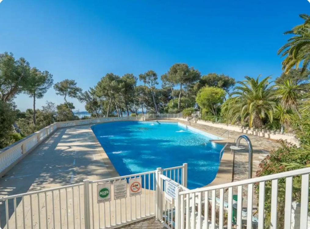 Studio 4 Personnes Copropriete Pas Frais De Menage Hyères Exterior foto